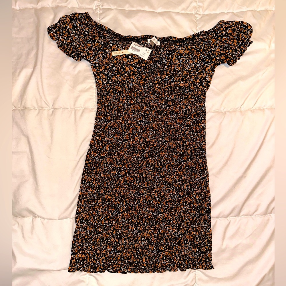 New floral casual mini dress